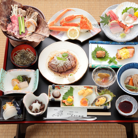 特選A4和牛ステーキと旬の魚介お造りを堪能!源泉掛け流し100%の貸切風呂無料☆