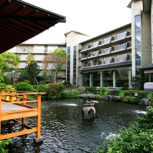 由布院温泉　由布院ことぶき　花の庄