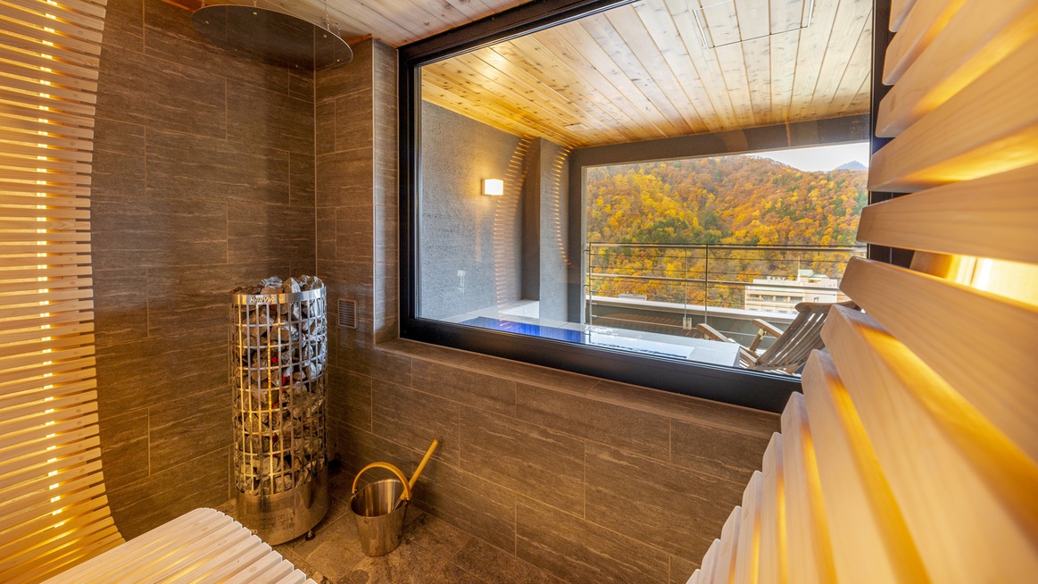 【1302号室】「rengasu room」からも定山渓の大自然を一望できる。