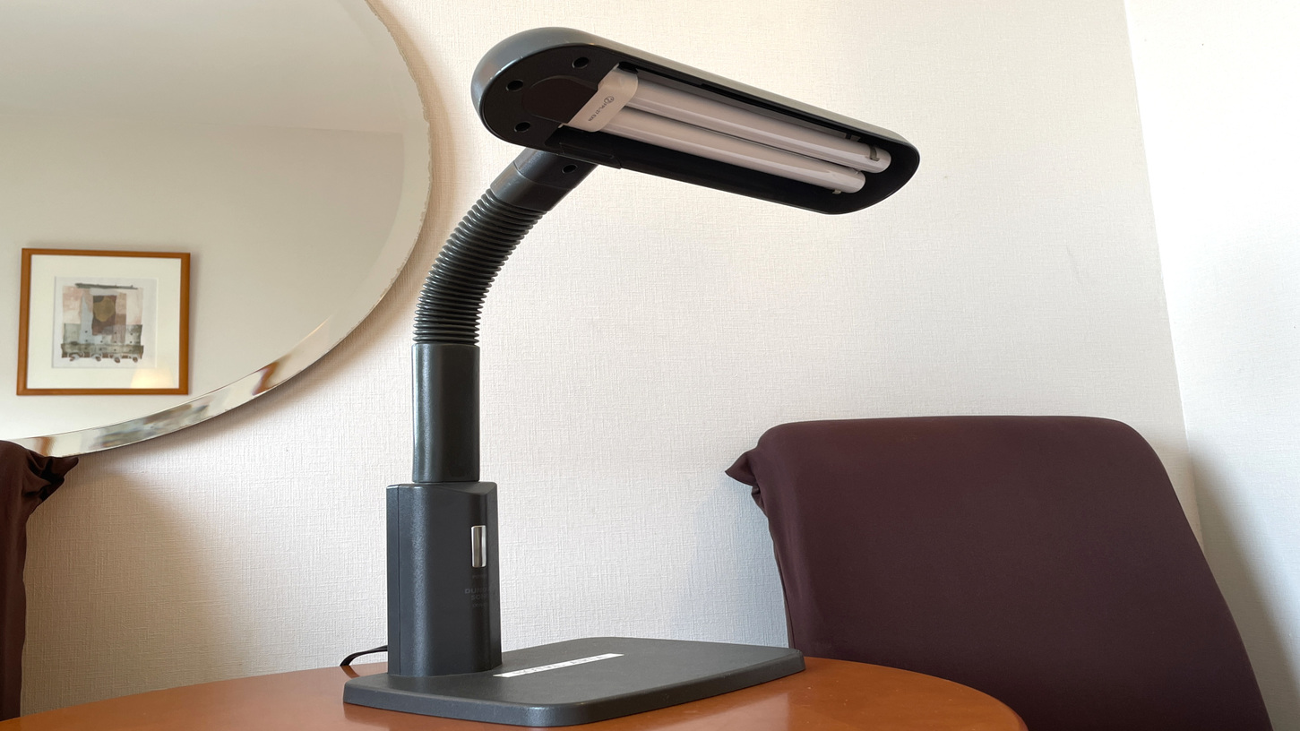 貸出品「電気スタンド」