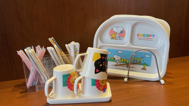 お子様用食器類