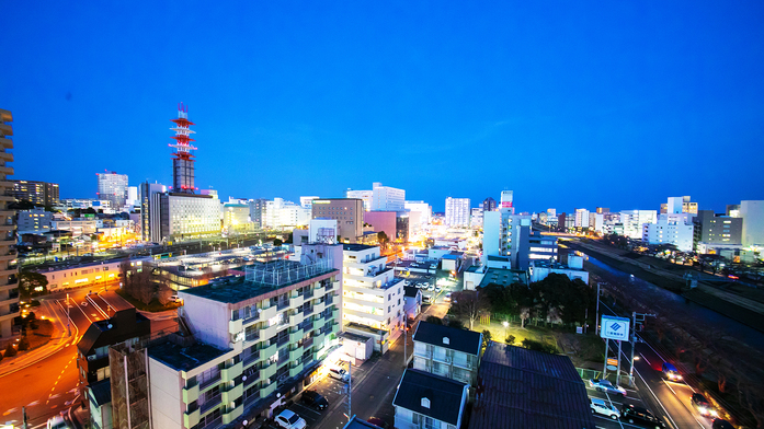 眺望街側眺望から見える、夜の蒼に輝く色とりどりの街明かりが美しい