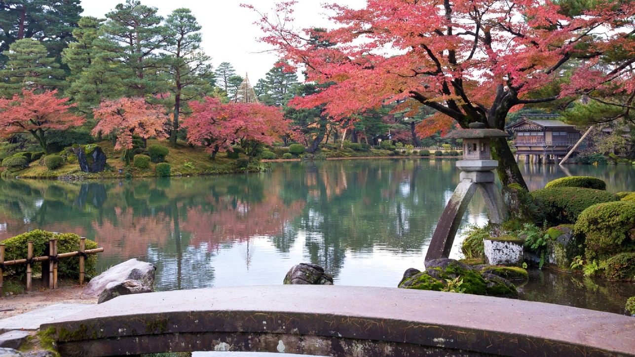 兼六園・秋(写真提供：金沢市）