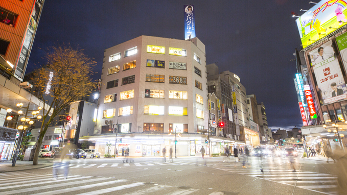 片町スクランブル交差点