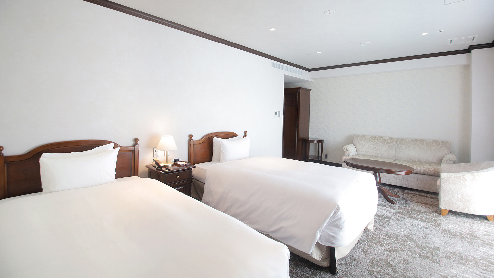 【９階 フロアーカラー：濃い木目調】ロイヤルツイン 901号室（PIENA Classic）（一例）