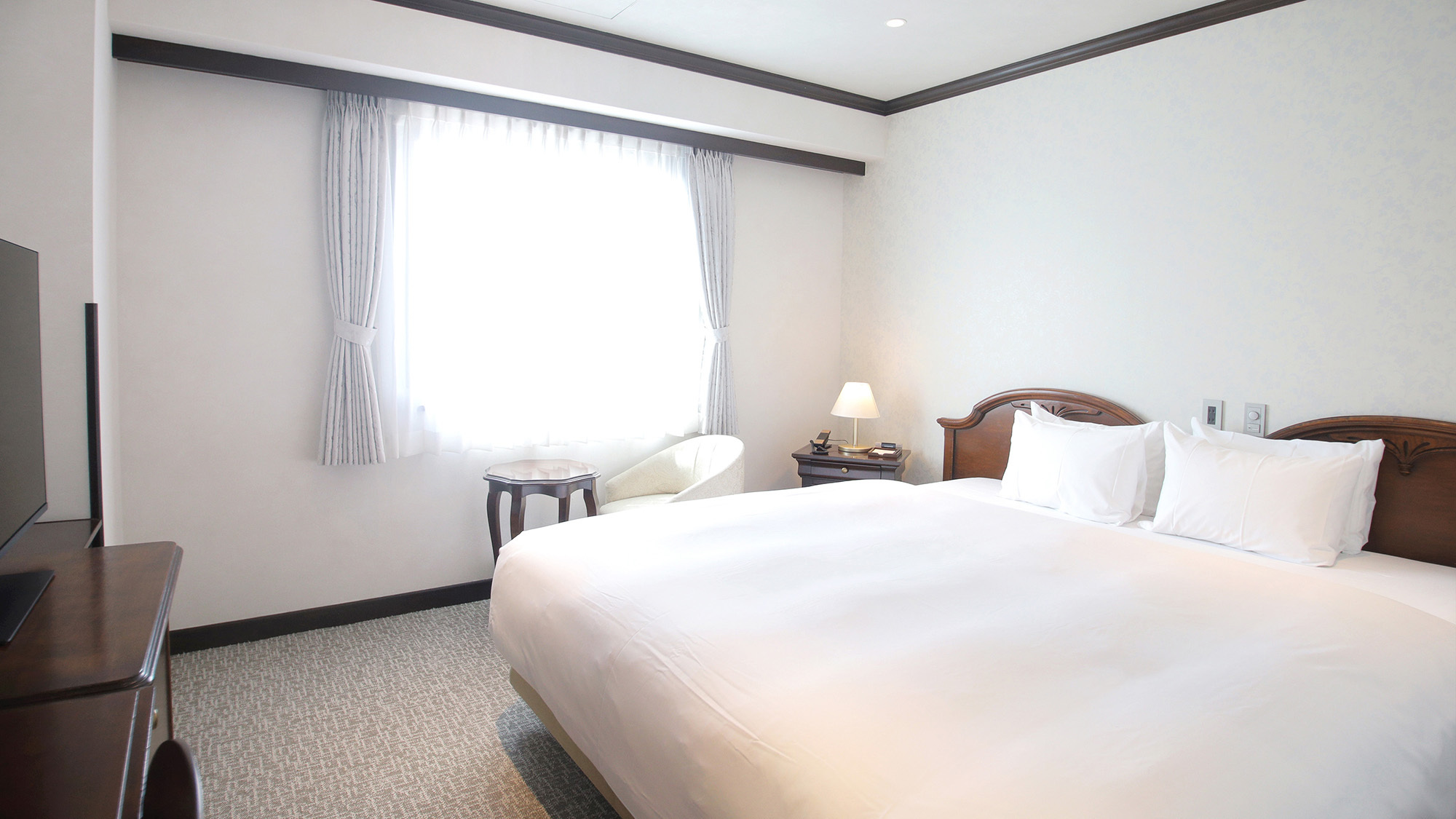 【９階 フロアーカラー：濃い木目調】ピエナダブル（PIENA Classic）（一例）