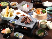 【最上階レストランで特別な夜を】和食御膳×ワンドリンク付き贅沢ステイ〈夕朝食付き〉