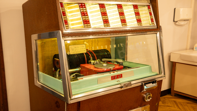 朝食会場、朝食、設備など