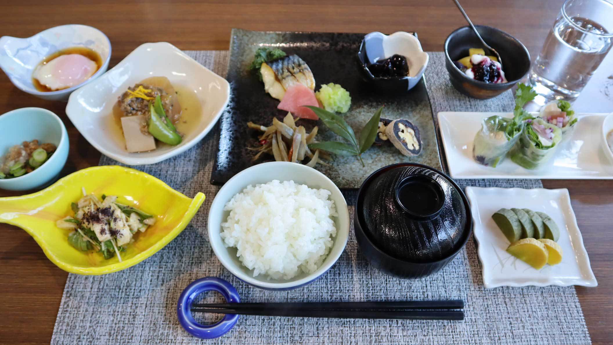 ご朝食一例※食材の仕入れの状況によりメニューが変わります