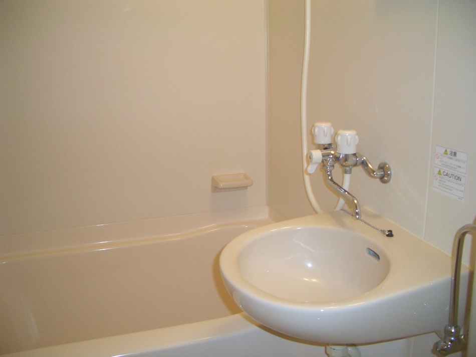 全室バス/トイレ付