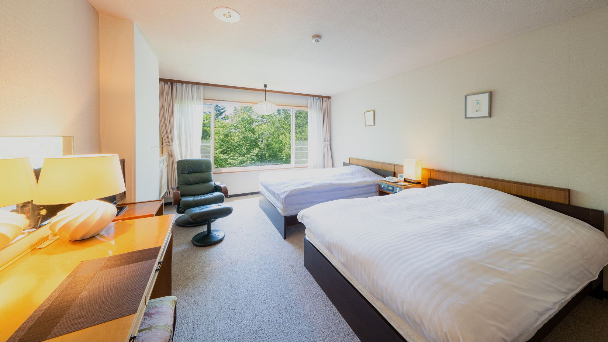 特別室洋室-ベッドルーム