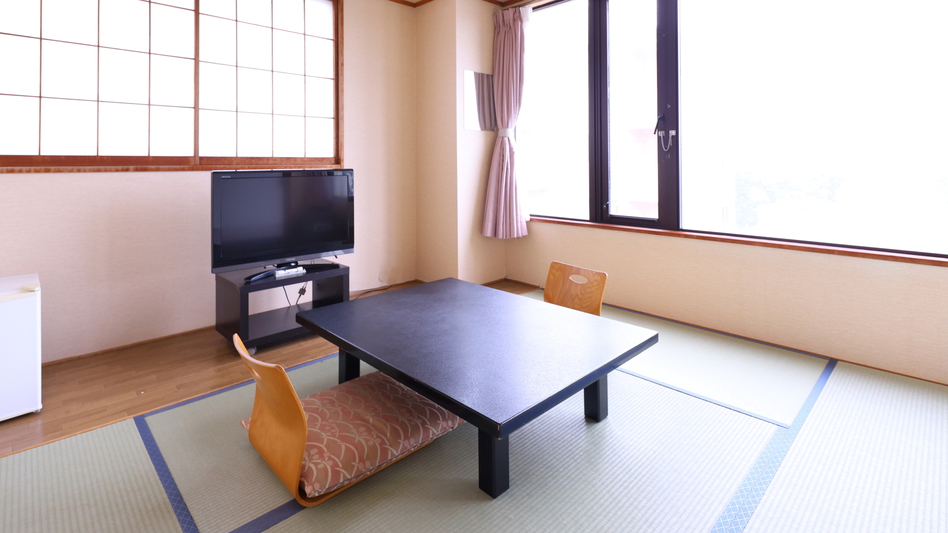 6畳バストイレ付き