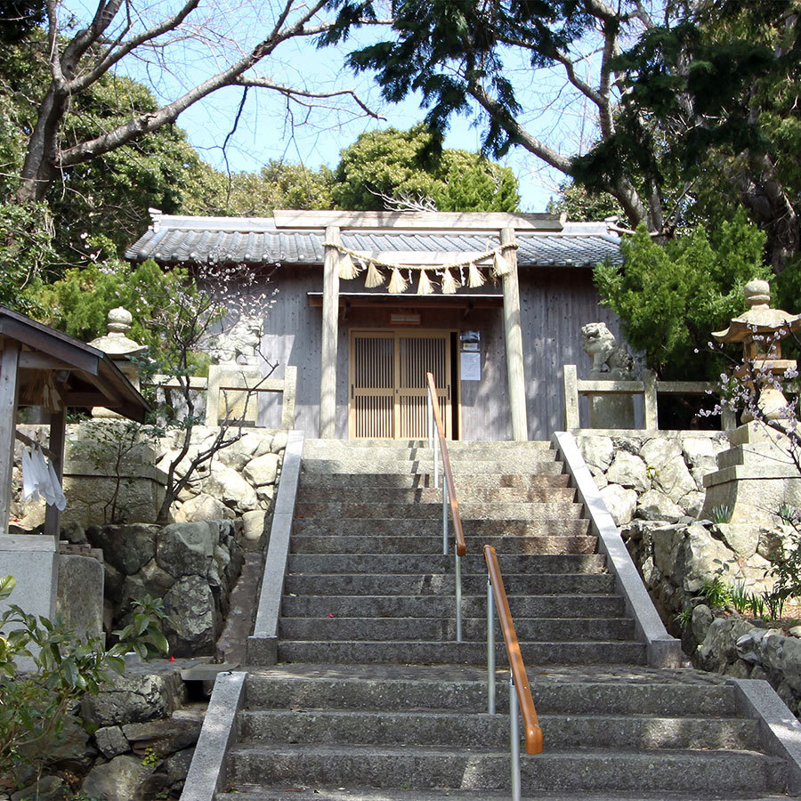 海士潜女神社