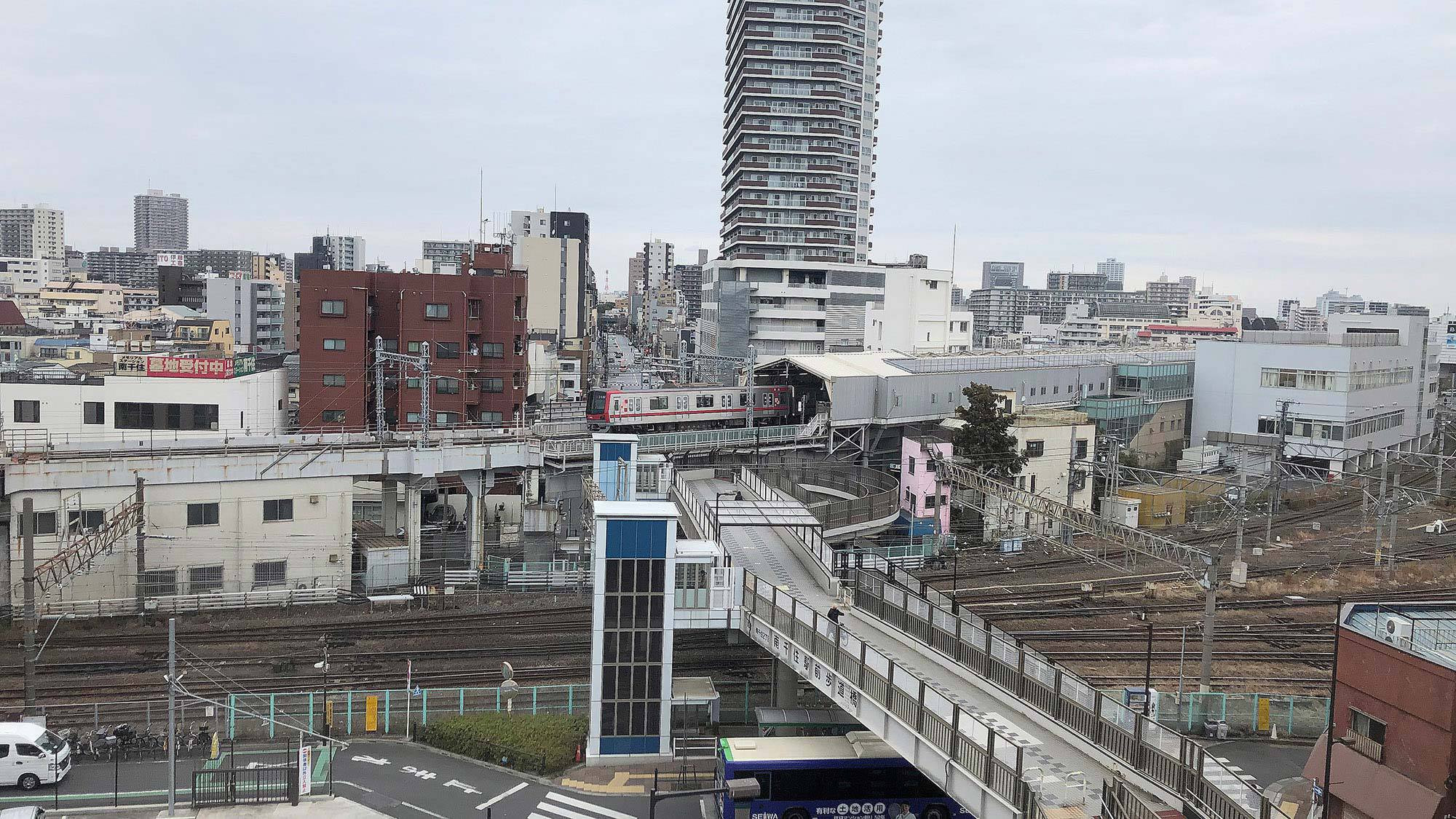 ・客室からの景観（駅側）