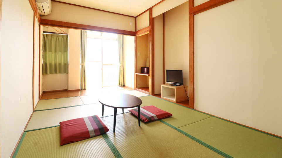 本館7.5畳気兼ねなくゆっくりとお過ごしください
