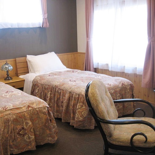 Auberge La Campagne Auberge La Campagne is conveniently located in the popular Nasu area. The property offers guests a range of services and amenities designed to provide comfort and convenience. To be found at the prope