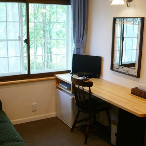 ２０２号室（ツイン・トリプル）