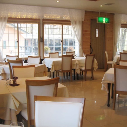 ダイニングルーム