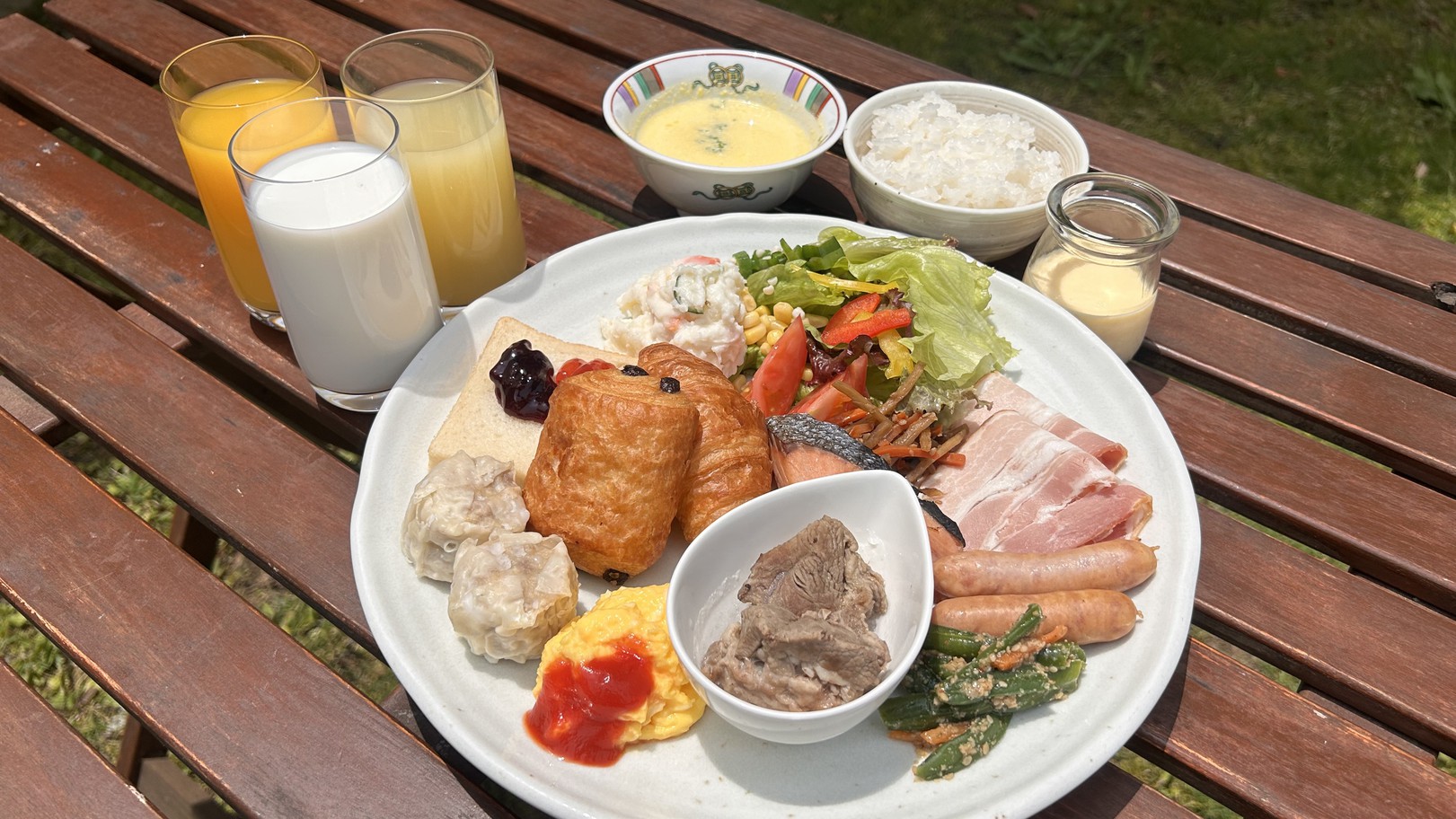 朝食バイキングイメージ