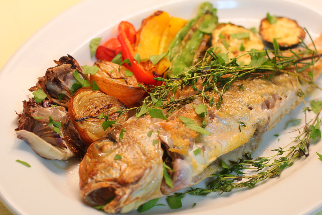 夕食お魚料理の一例 Arrosto con Verdure