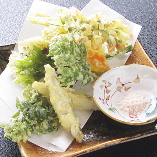山菜・きのこの天麩羅