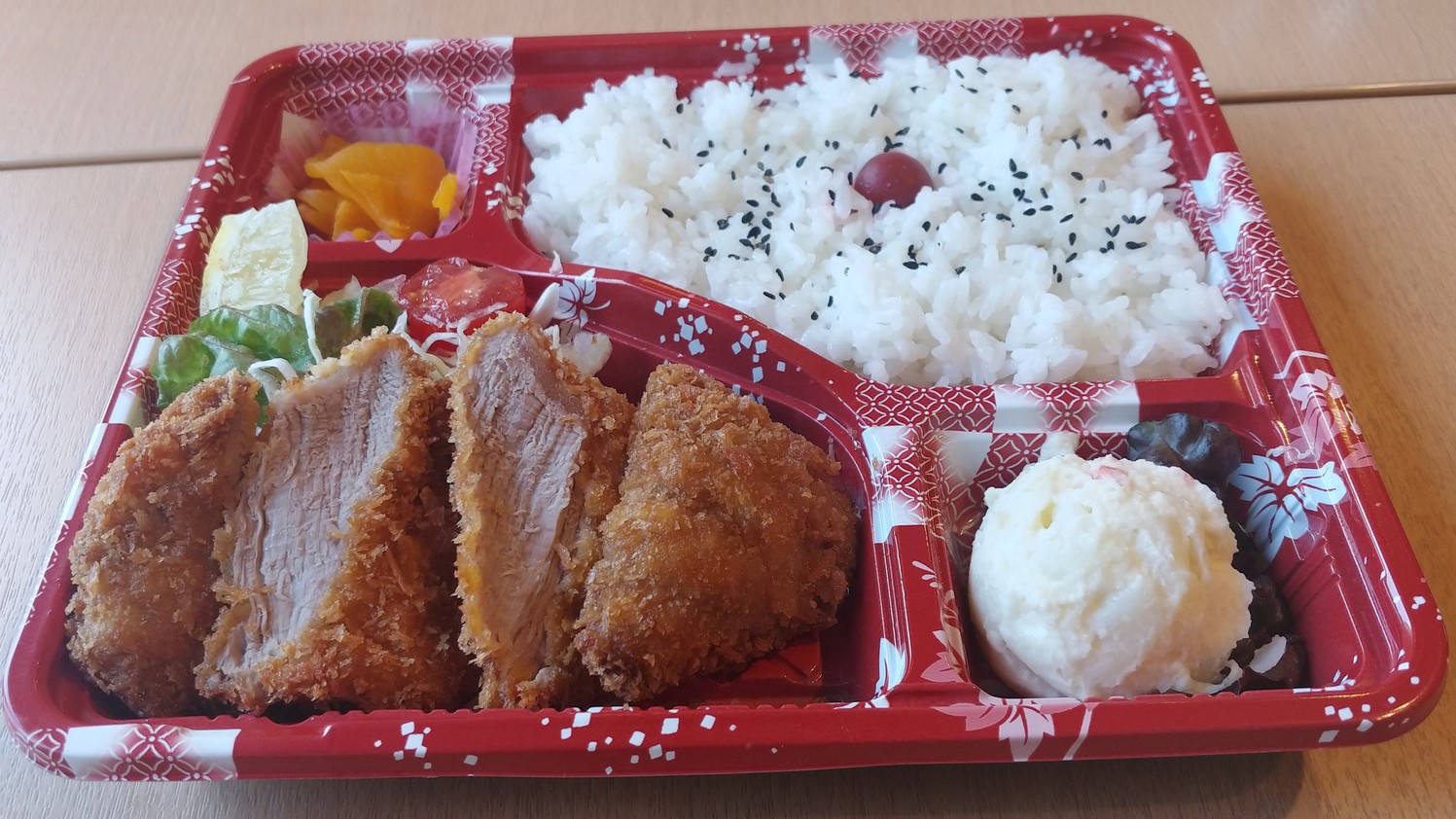 ヒレカツ弁当