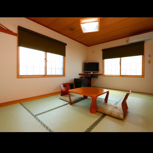 This photo about Echigoyuzawa Onsen Minshuku Urako no Yu Takanoya shared on HyHotel.com