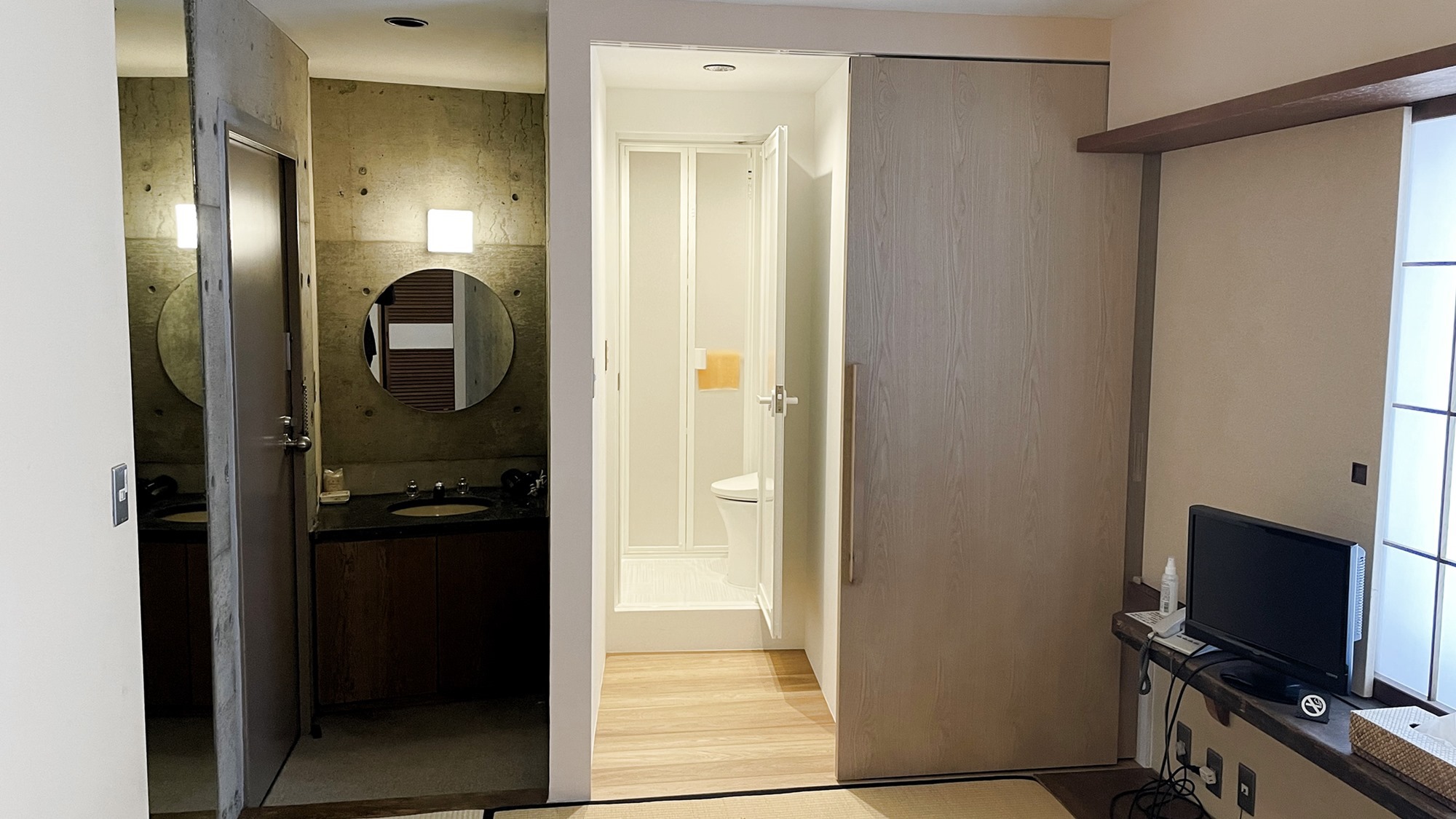 *客室一例_和室/メイン（本館）トイレ・シャワー付きのお部屋をリニューアルしました
