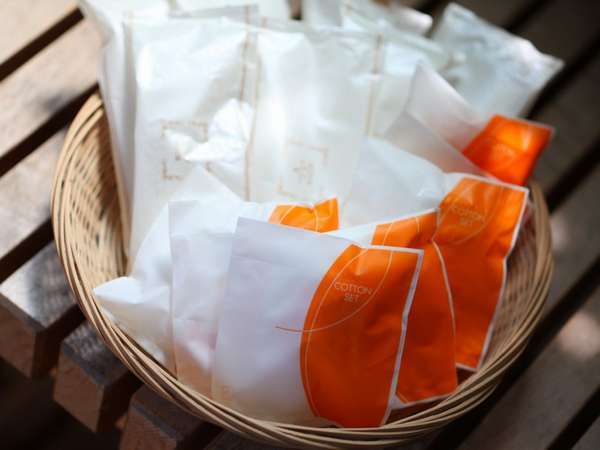 女性に嬉しい心づかいが一杯。お部屋に用意されたアメニティ