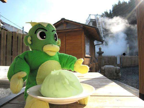 河津のＢ級グルメわさび肉まん峰大噴湯公園にて絶賛販売中