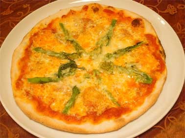 自家製ピッツア