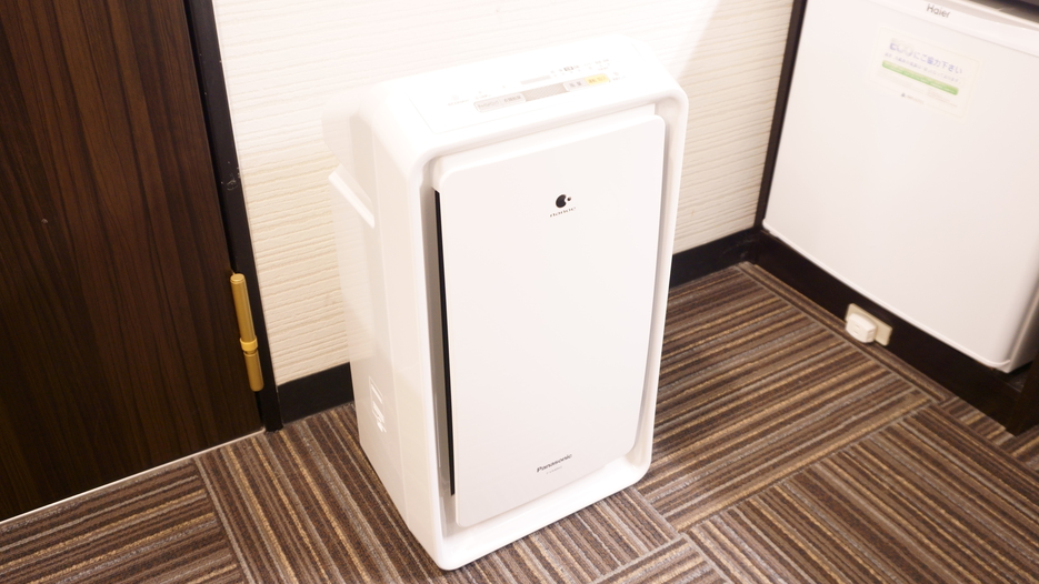 【加湿空気清浄機】ナノイー搭載Panasonic加湿空気清浄機を全室に設置しております。