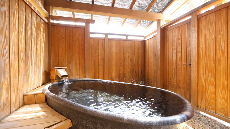 特別室「清澄-きよすみ」 陶器風呂