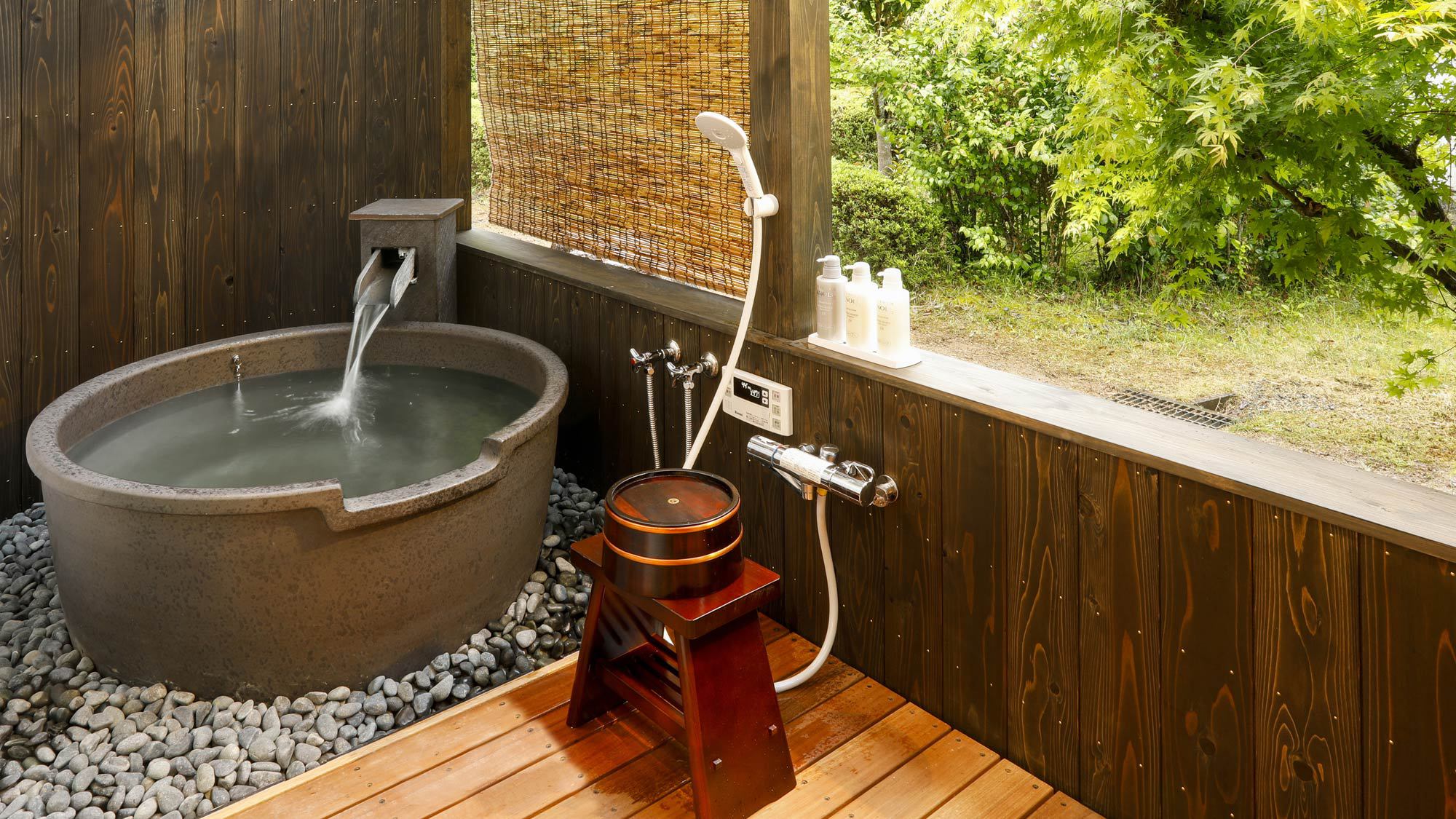 スーペリア−露天風呂