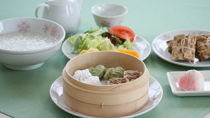 飲茶の朝食