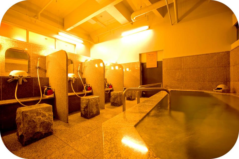 〜人工温泉光明の湯〜男性専用大浴場洗い場