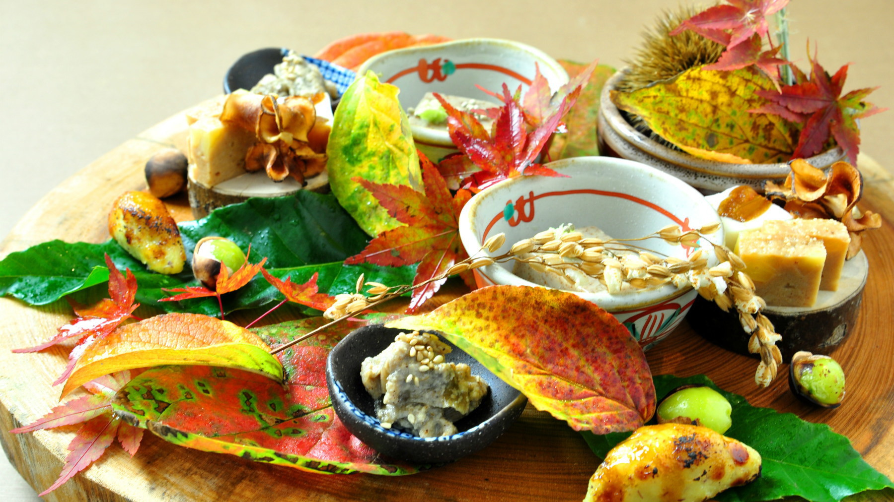 【ご夕食】里山の懐石の一品一例（秋）