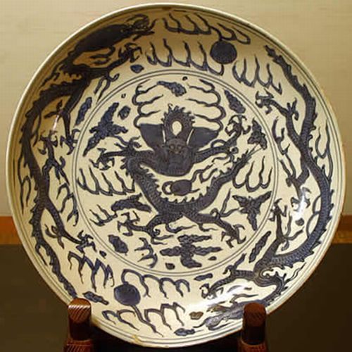 【「ふきや」を彩るアンティーク】 *古染。中国より伝来し茶人に愛されてきた伝統陶器。