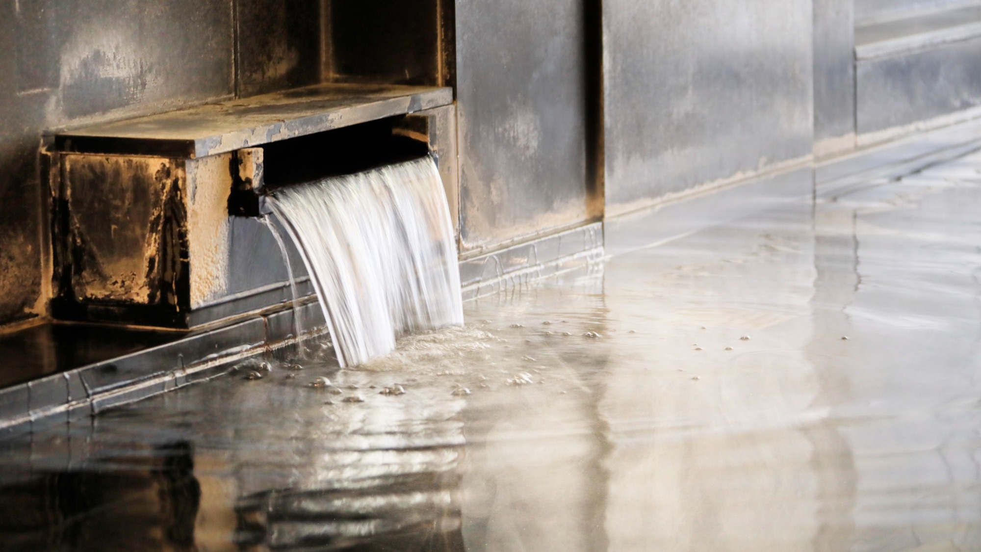 【大浴場】「美人湯」として名高い磐梯熱海温泉