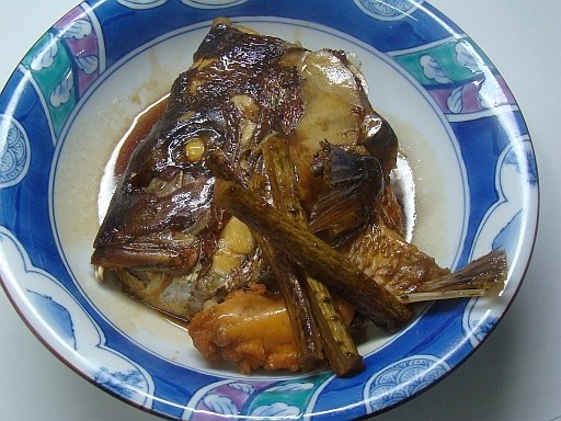 鯛のかぶと煮一例
