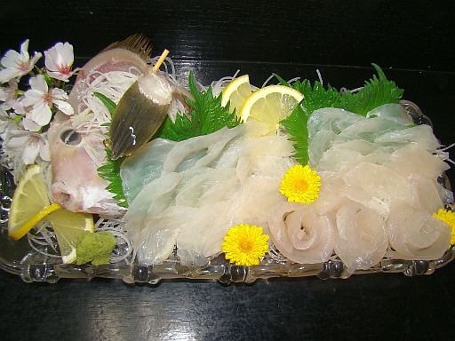 カワハギお刺身一例