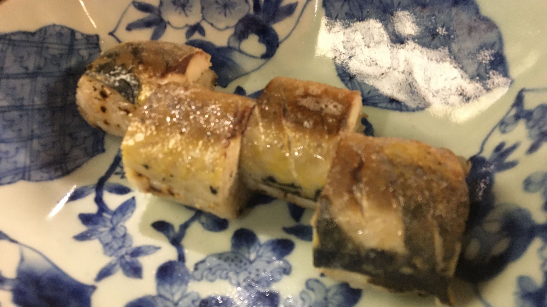 【ご朝食】健康的な和食料理〜福井名物・焼き鯖寿司〜（ある日の一例）