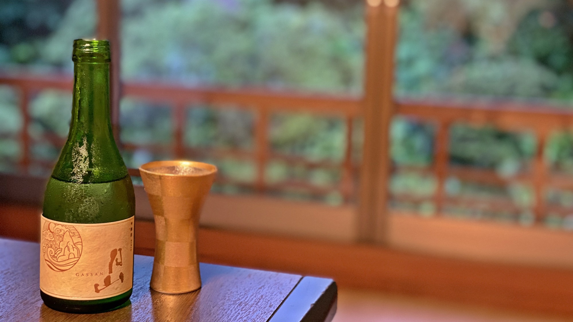 *【夕食一例】静かな空間の中でたしなむ精進料理と地酒は格別です。旅ならではの体験をどうぞ。