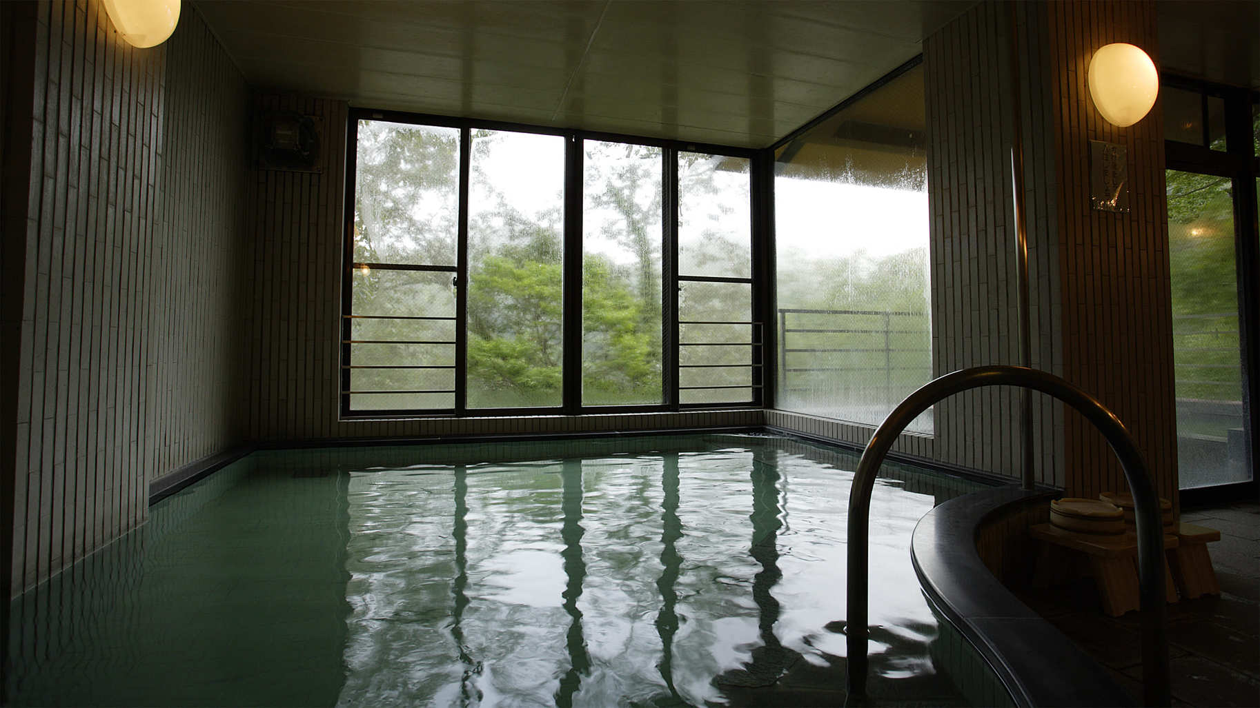 夏の大浴場男湯