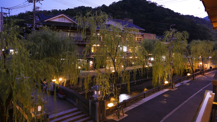 お部屋からの夜の眺め