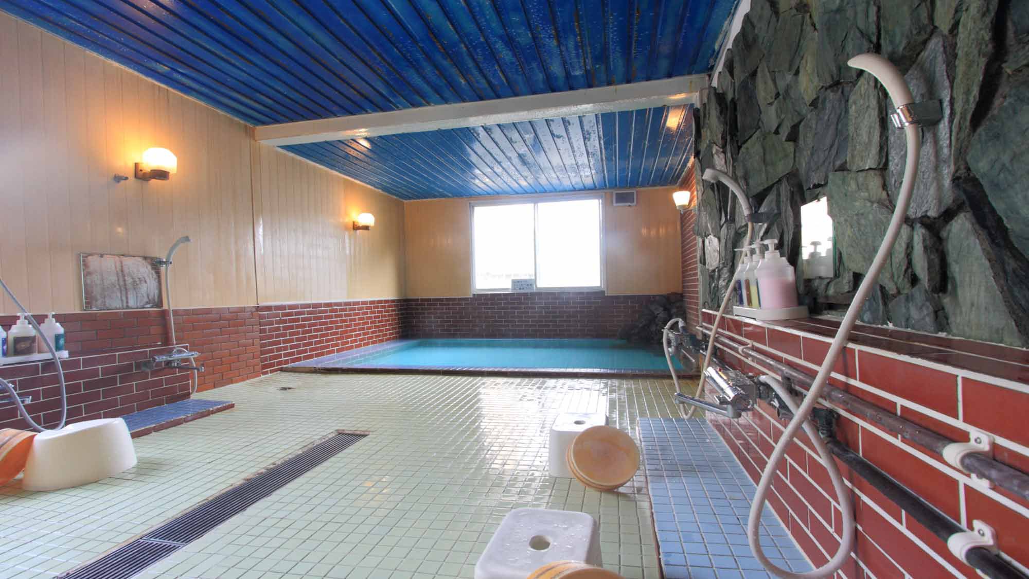 *純度100％の天然温泉