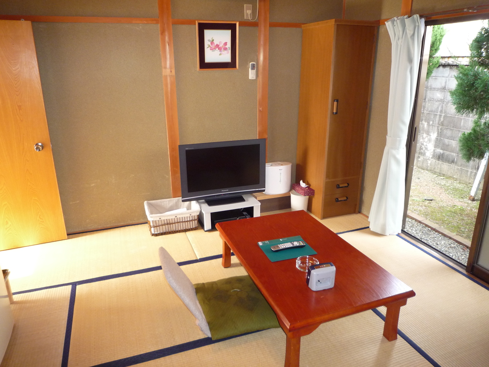 Harusame Set in a prime location of Kumano, Harusame puts everything the city has to offer just outside your doorstep. The property offers a high standard of service and amenities to suit the individual needs 