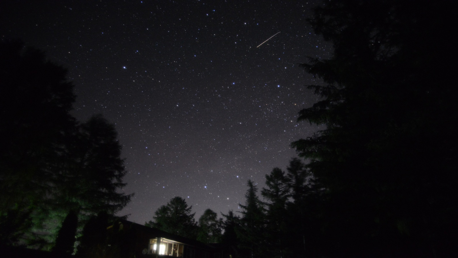 帯広八千代の星空初夏流れ星