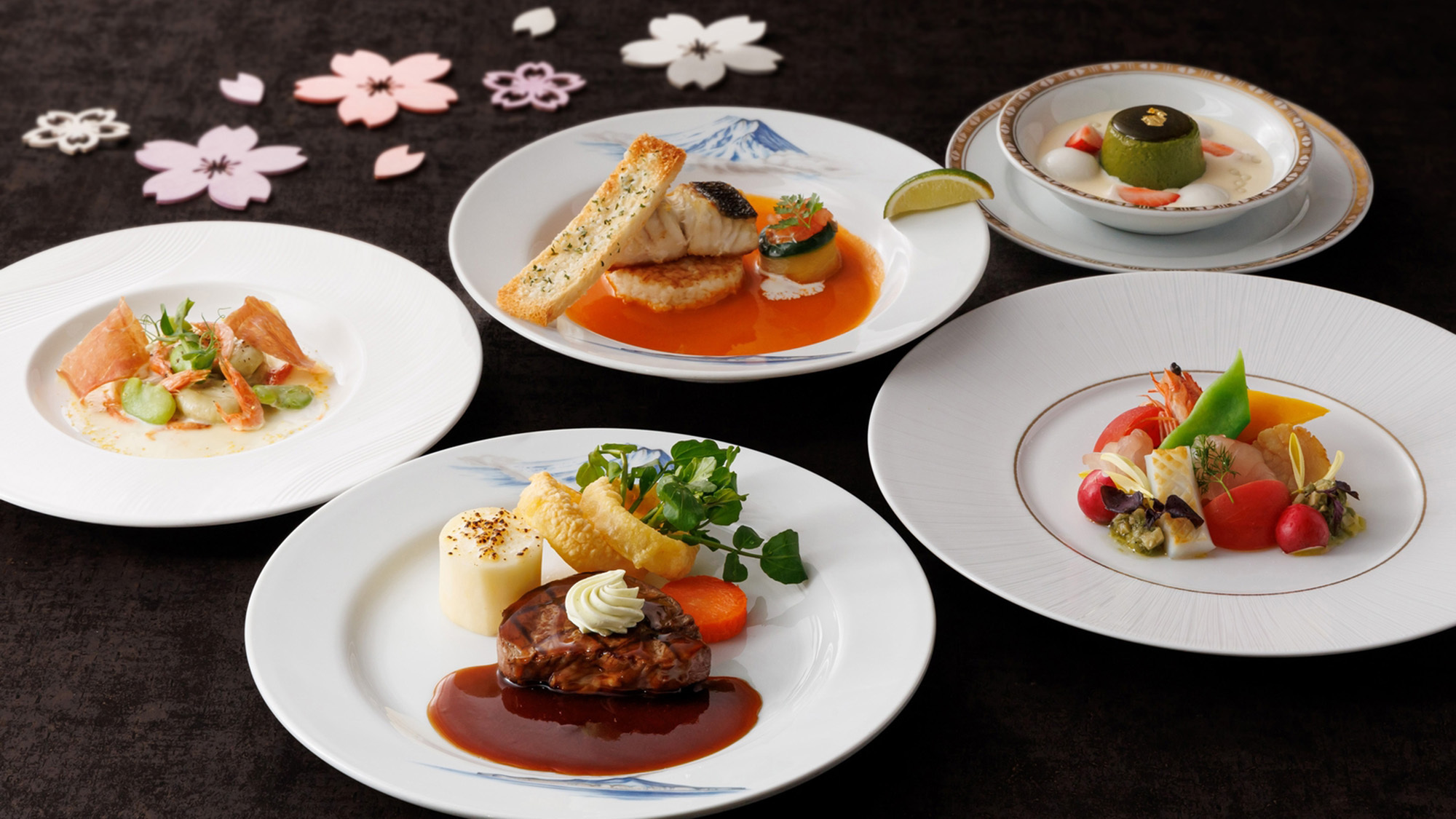 季節のディナー付きプラン〜選べる和洋食コース＆ワンドリンク付〜（夕朝食付き）