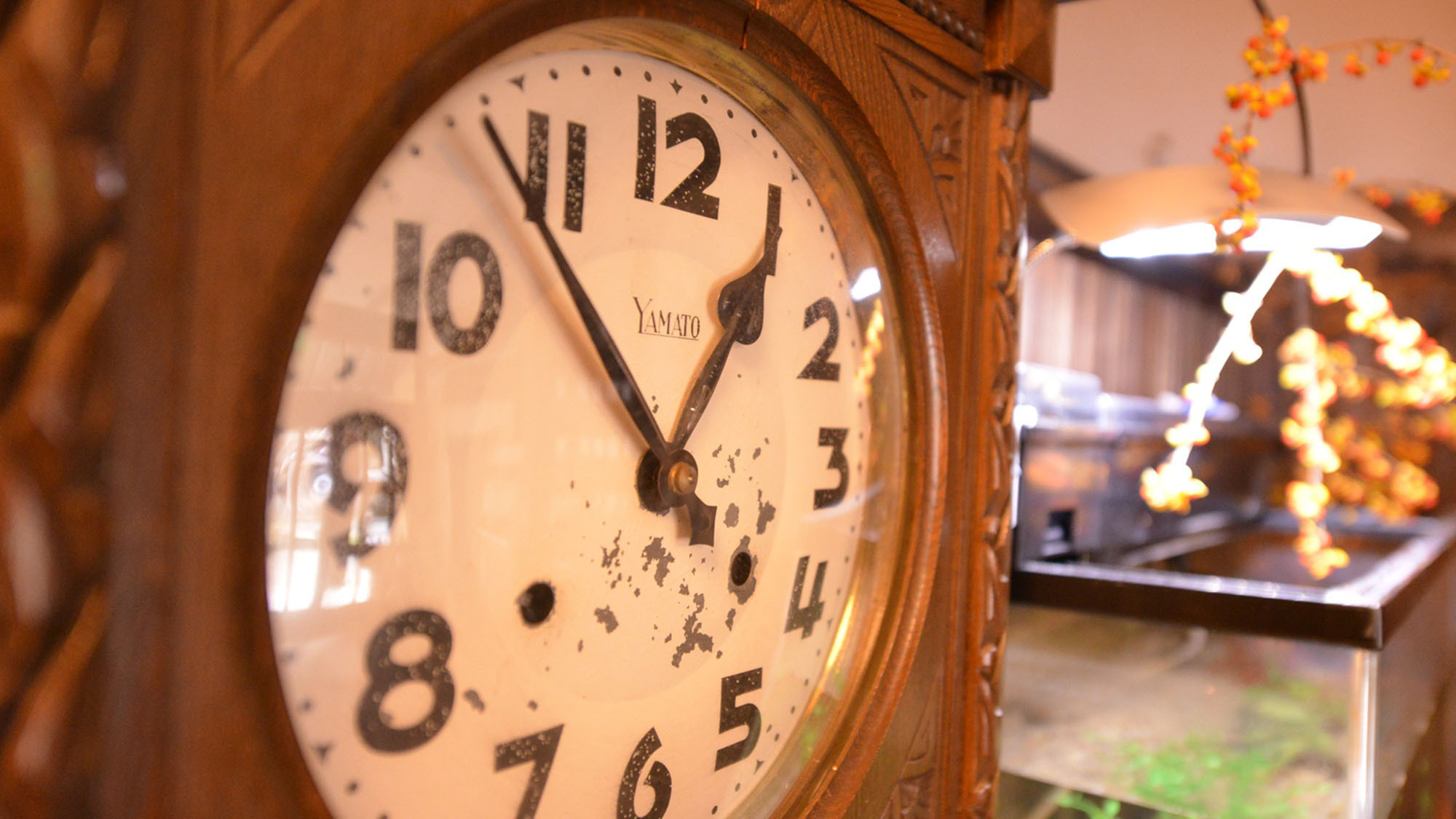 *130年以上の歴史ある老舗旅館をずっと見守り続けた古時計。※現在は止まっています。